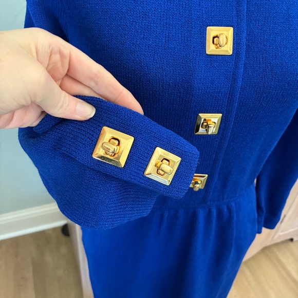 St. John Vintage 80’s Santana Knit Long Sleeve Sweater Dress blue gold button 4 - Picture 16 of 16
